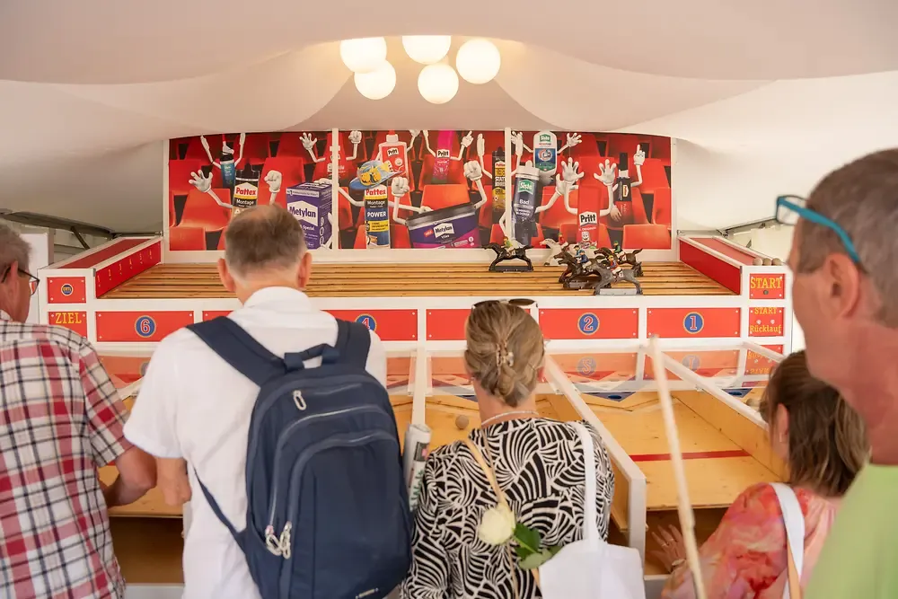 Galoppsport, Familienfest und Jubiläumsstimmung auf der Düsseldorfer Rennbahn