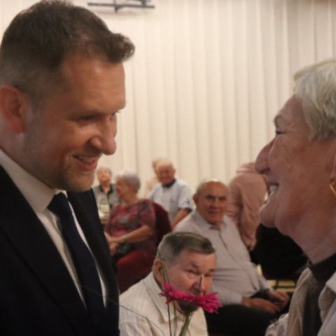 Mesto Senica s úctou privítalo svojich tohtoročných jubilantov