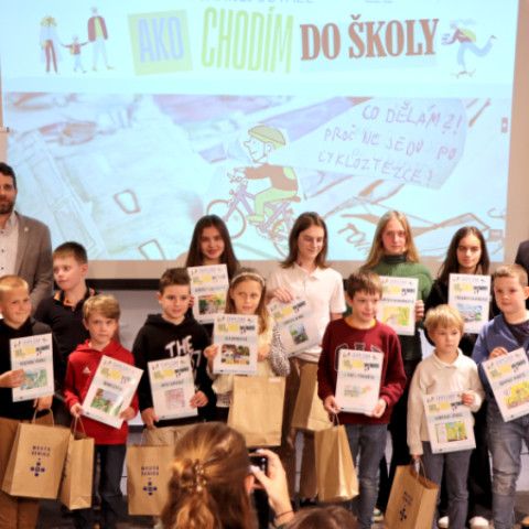 Senica a Hodonín chcú bezpečnejšie ulice: Kampaň #šlapeto stavia na dátach a ohľaduplnosti