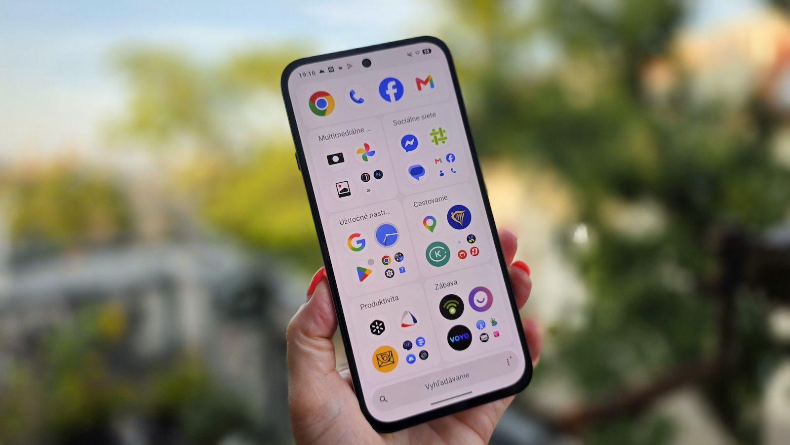 Recenzia Nothing Phone (4b): Rozumná štýlovka