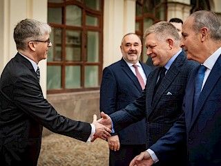 Predseda vlády SR Robert Fico sa stretol s predsedom vlády Írska Micheálom Martinom