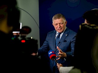 Robert Fico na samite EPC: Európa si uvedomuje, že sa musí postarať sama o seba
