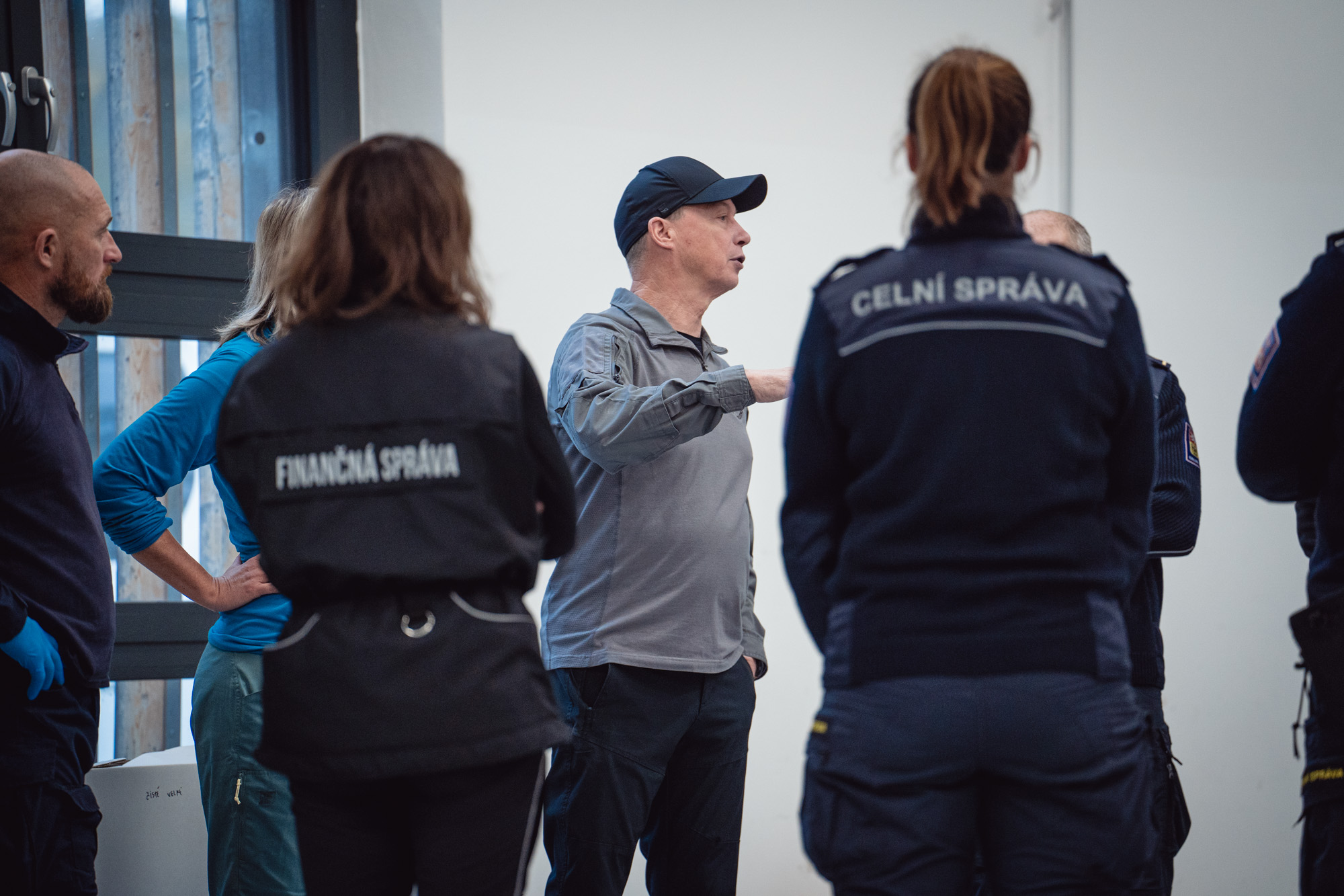 Deset služebních psů Celní správy ČR umí odhalit fentanyl