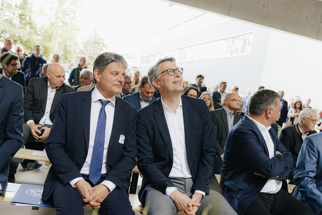 FAU-Präsident wiedergewählt