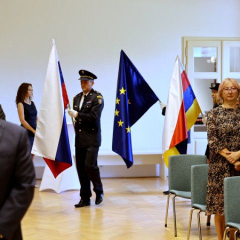 Slávnostné zastupiteľstvo vzdalo poctu Jánovi Petrovi a Miloslavovi Chomovi