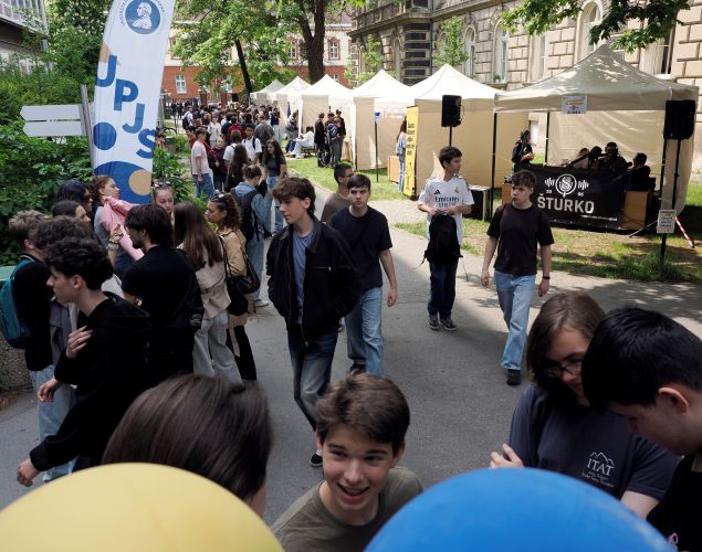 Gymnazisti spoznávali štúdium a život na UPJŠ