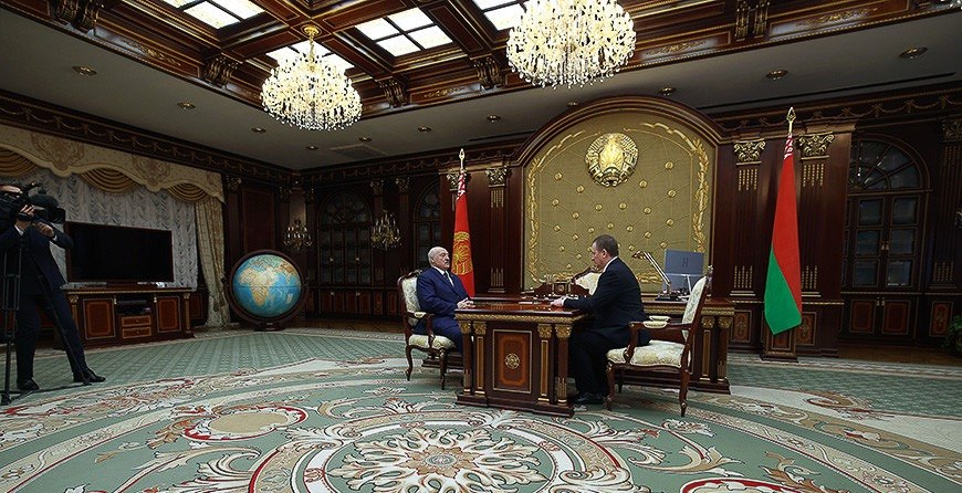 Александр Лукашенко принял с докладом Премьер-министра. Основная тема - повестка предстоящей встречи с Владимиром Путиным