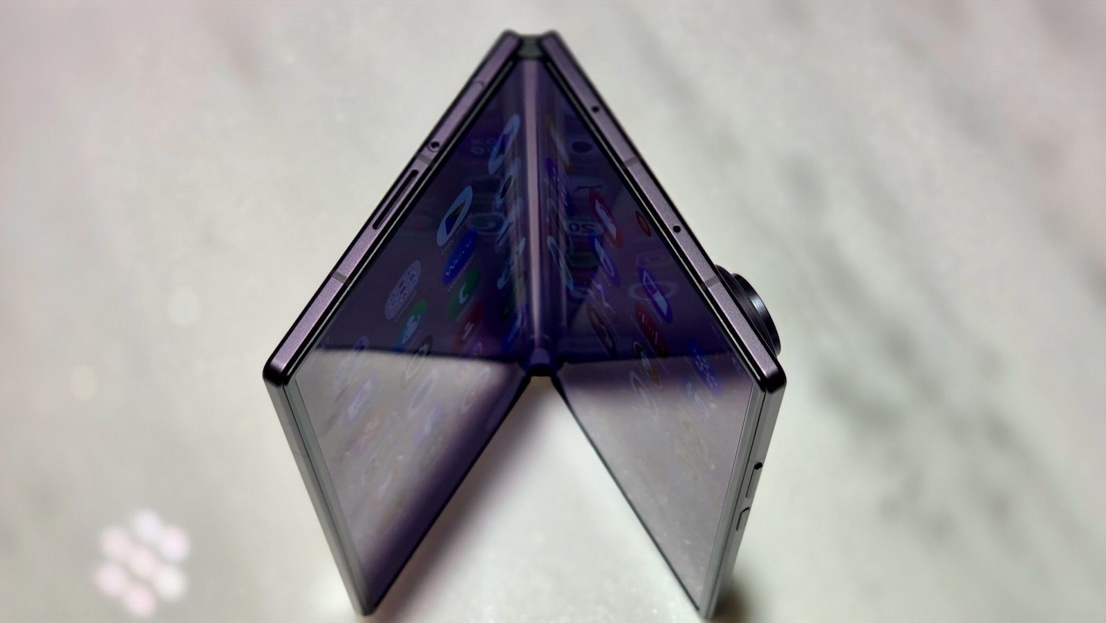 Samsung ukázal budúcnosť skladacích telefónov: Galaxy Z Fold8 a Fold8 Ultra oficiálne