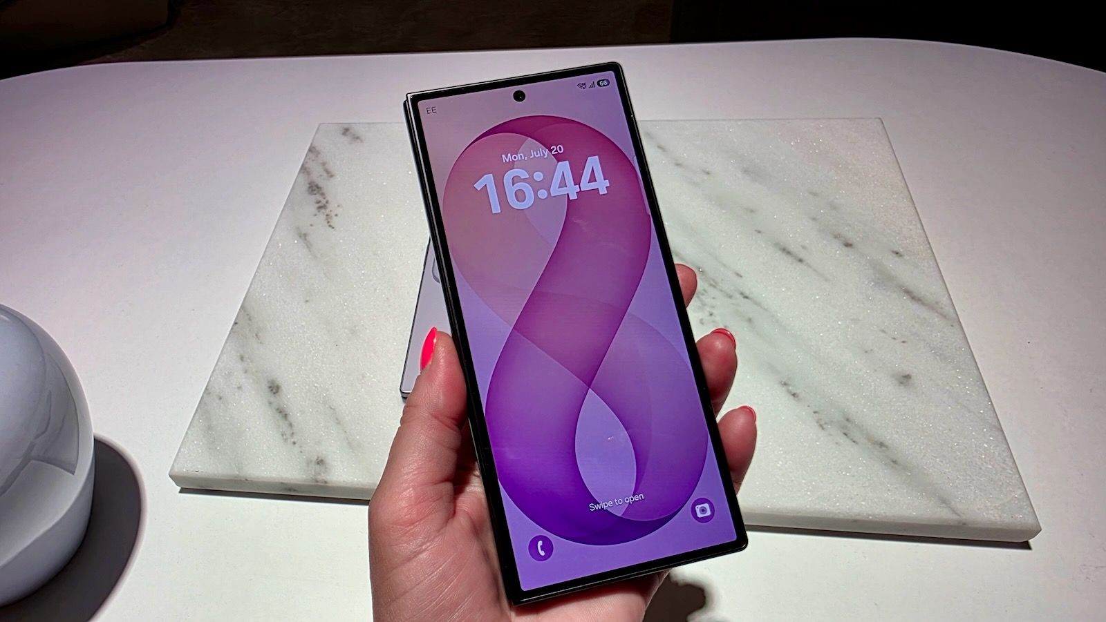 Samsung ukázal budúcnosť skladacích telefónov: Galaxy Z Fold8 a Fold8 Ultra oficiálne
