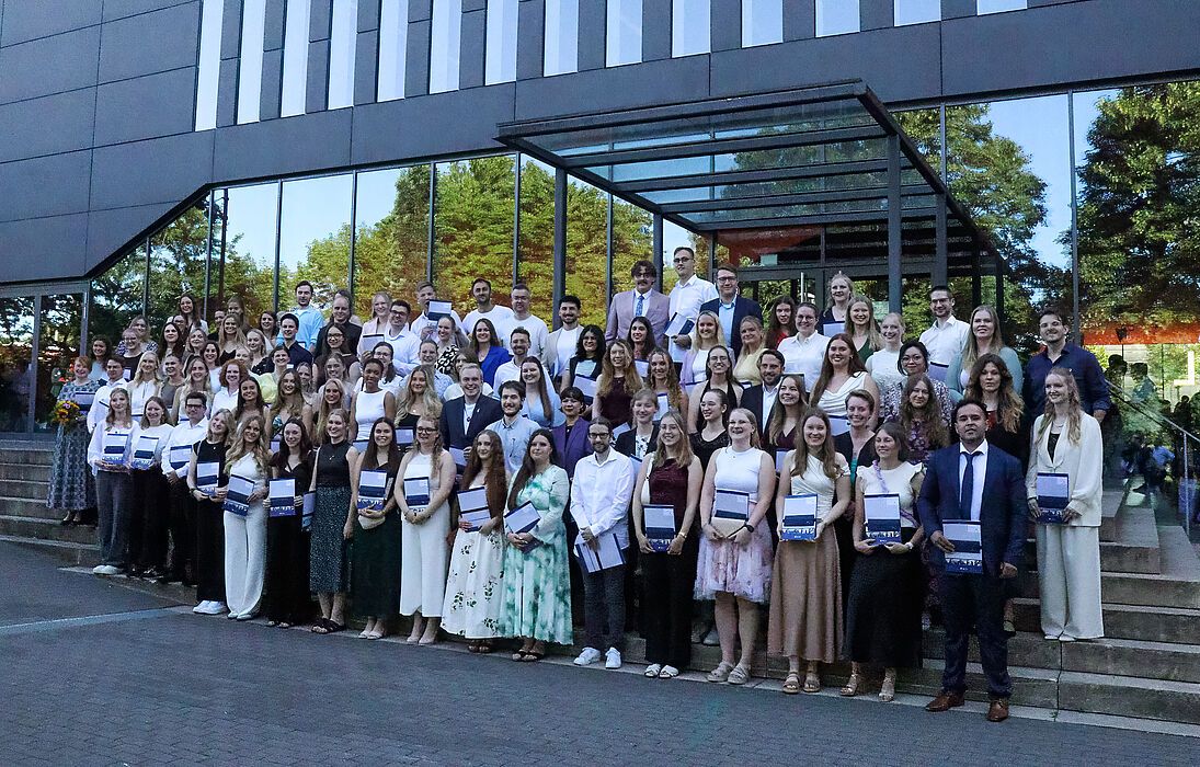 Universität Paderborn feiert Absolvent*innen