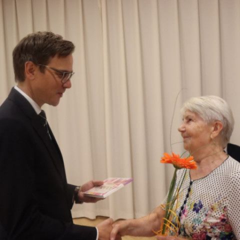 Mesto Senica s úctou privítalo svojich tohtoročných jubilantov
