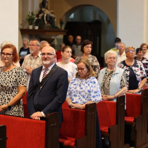 Slávnostné zastupiteľstvo vzdalo poctu Jánovi Petrovi a Miloslavovi Chomovi