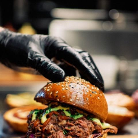 Úspech senickej gastronómie: Bistro Coolňa obhájilo zápis v prestížnom sprievodcovi Gault&Millau