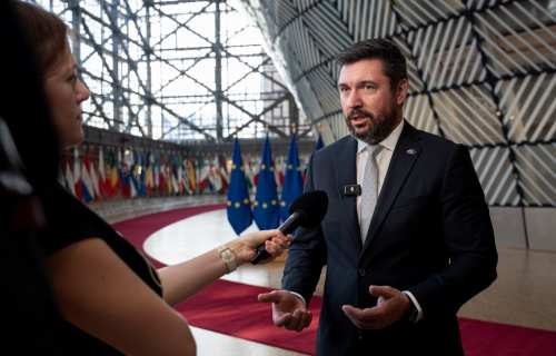 Minister Takáč: EÚ musí konať rýchlo – vysoké ceny energií a hroziaca mliečna kríza ohrozujú sektor