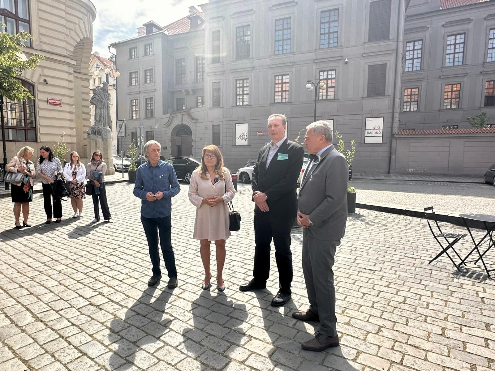 Bezpečí pro všechny: Aplikační místnost se představuje v Praze