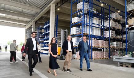 Baustoffspezialist für Handwerk und Privatkunden