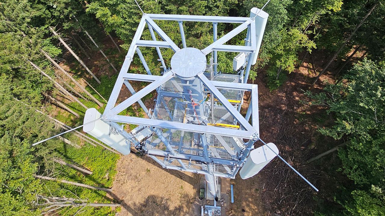 Mehr Tempo im Mobilfunk Telefónica Deutschland setzt im ersten Halbjahr rund 4500 Ausbauprojekte um