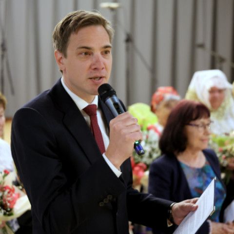 Babička roka 2026: Senický dom kultúry tlieskal pätnástim úžasným dámam!