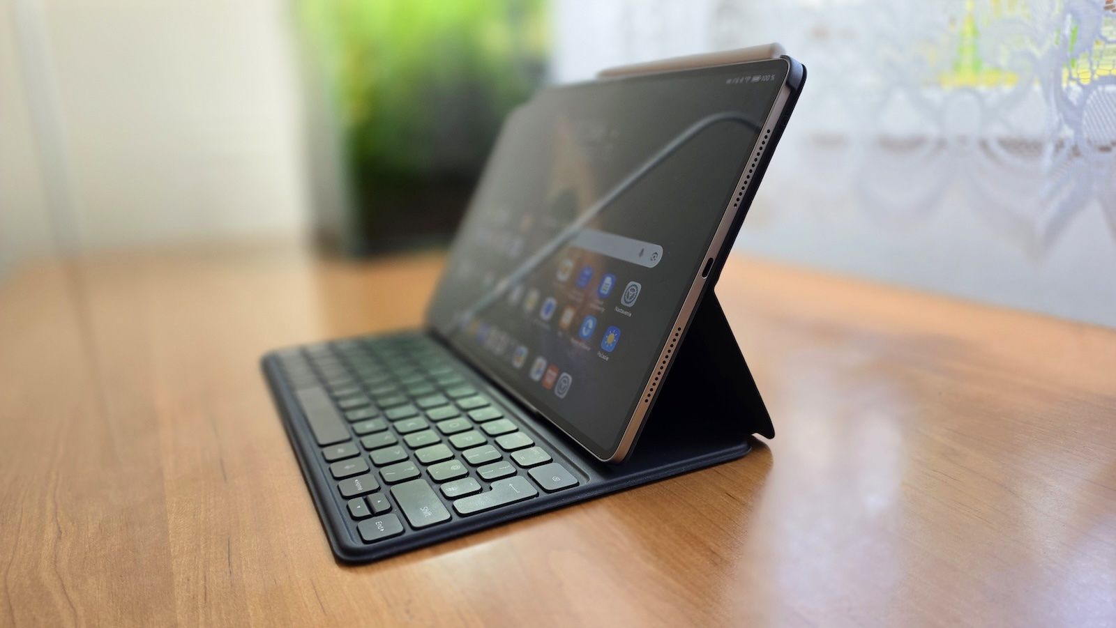 Recenzia Honor MagicPad 4: Takto má vyzerať moderný tablet