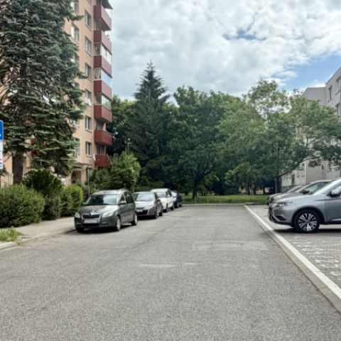 Mesto na Štefánikovej ulici upravilo parkovanie