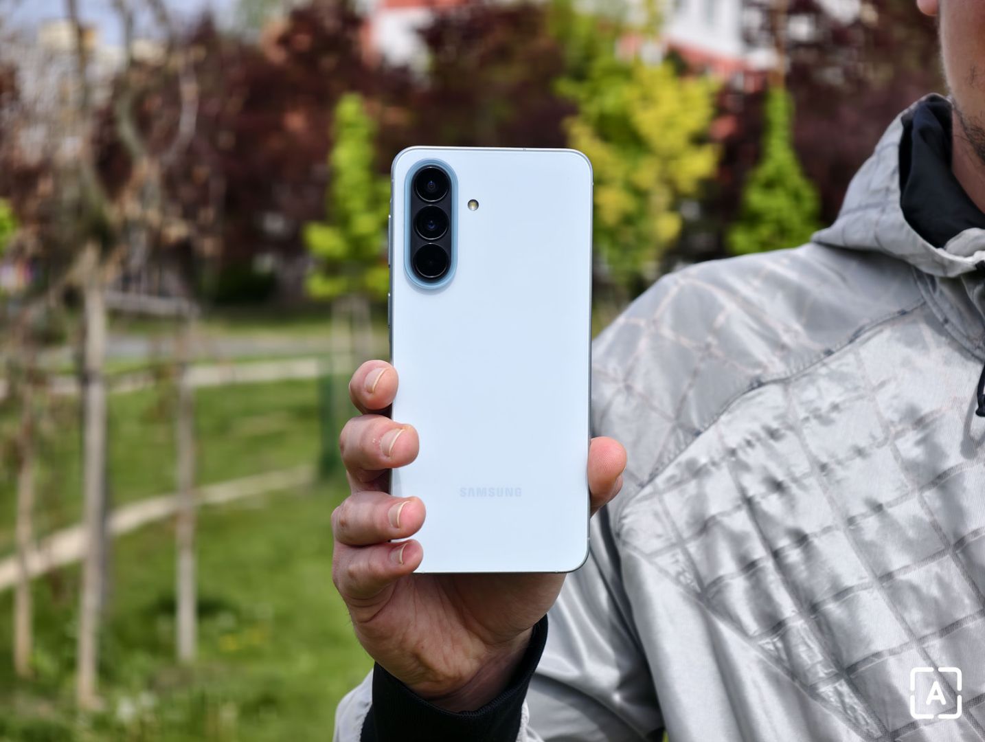 Ktorý smartfón kúpiť školákovi? Tieto modely excelujú v pomere ceny, výkonu a dlhej výdrže