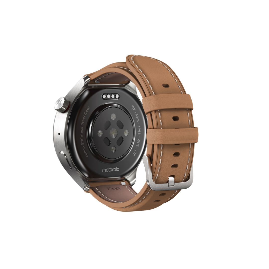 Motorola Moto Watch Ultra: Špičkový displej, LTE, podpora AI a sebavedomá cena