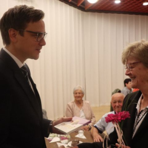 Mesto Senica s úctou privítalo svojich tohtoročných jubilantov