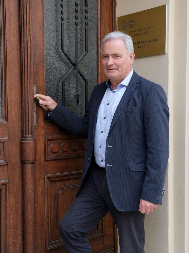 Na slovíčko s docentom Bohumilom Seifertom z Českej republiky