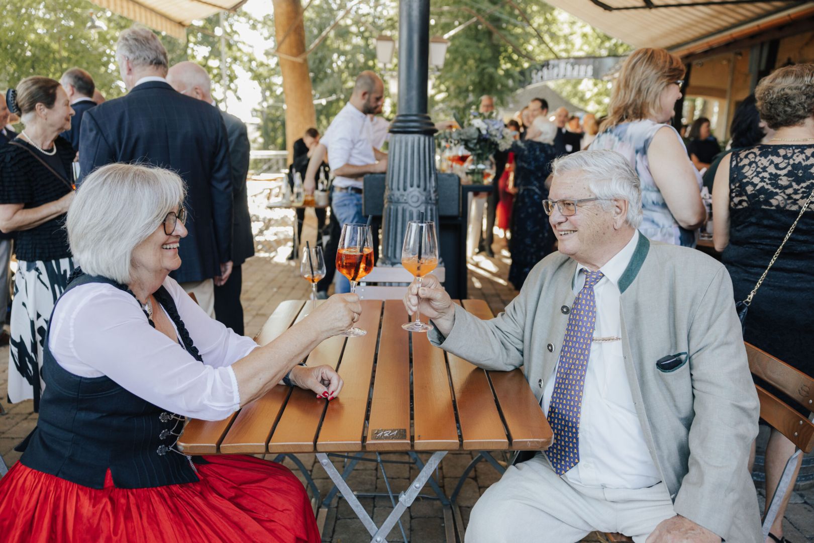 Alumni im Mittelpunkt: Erfolge feiern – Generationen verbinden.