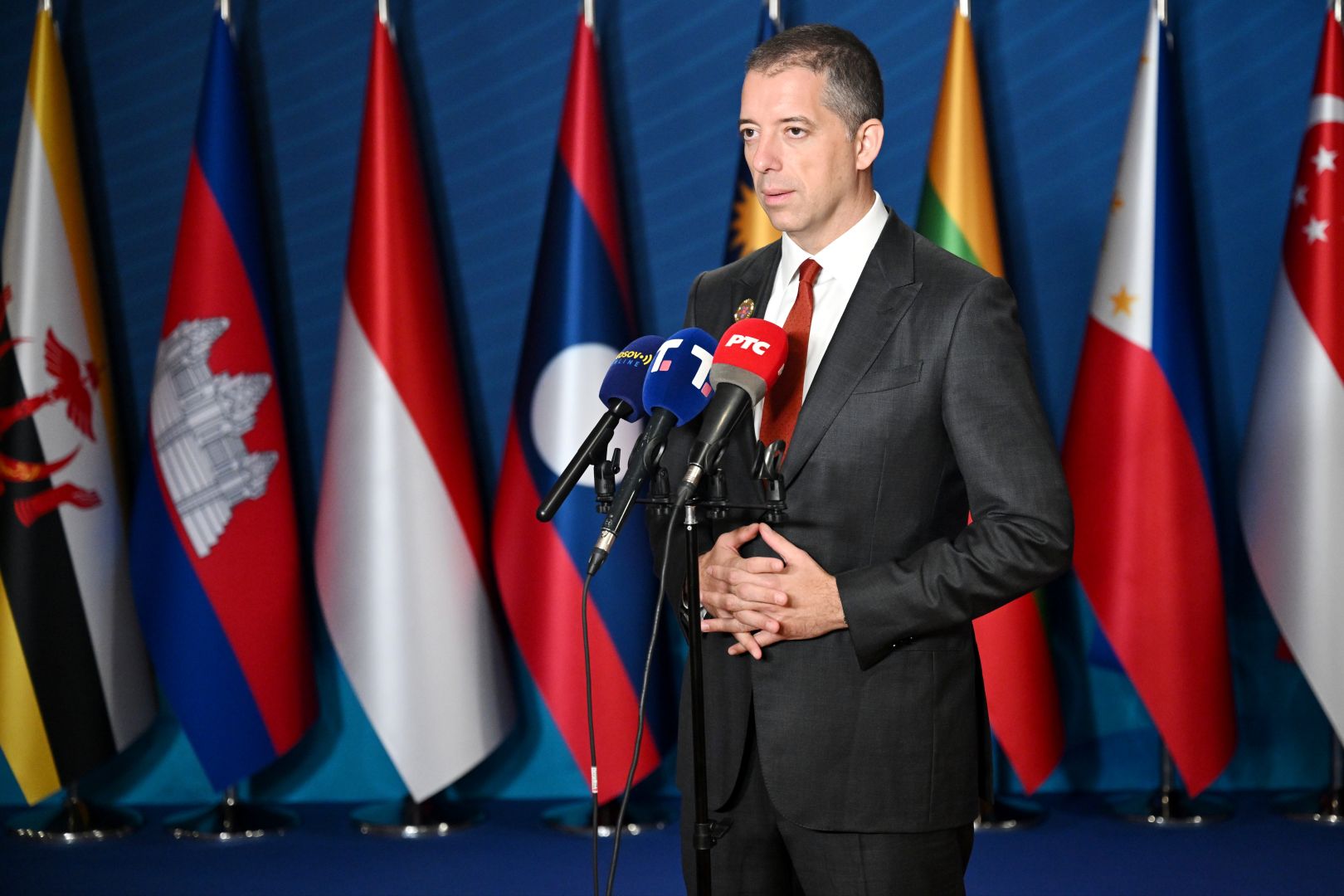Ђурић у Манили: Наставићемо да радимо на јачању односа са земљама овог дела света