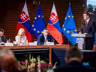 R. Fico: Musíme si realisticky povedať, aké chceme mať Slovensko v roku 2040