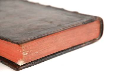 VZÁCNE HISTORICKÉ TLAČE SME ZVERILI DO RÚK REŠTAURÁTORA