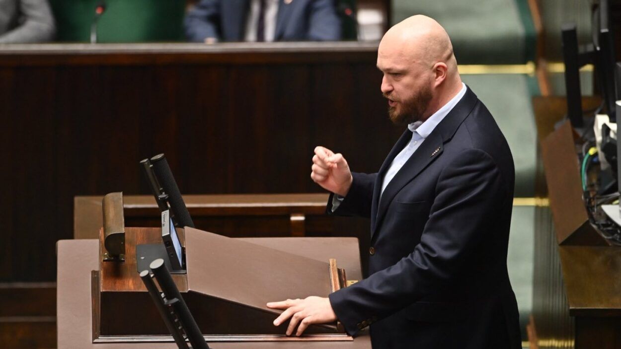 Zwracają ordery? Bez łaski. Niech terminale Starlink oddadzą, heroje