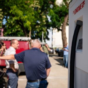Nové nabíjacie stanice pre elektromobily budú v prevádzke od 1. augusta