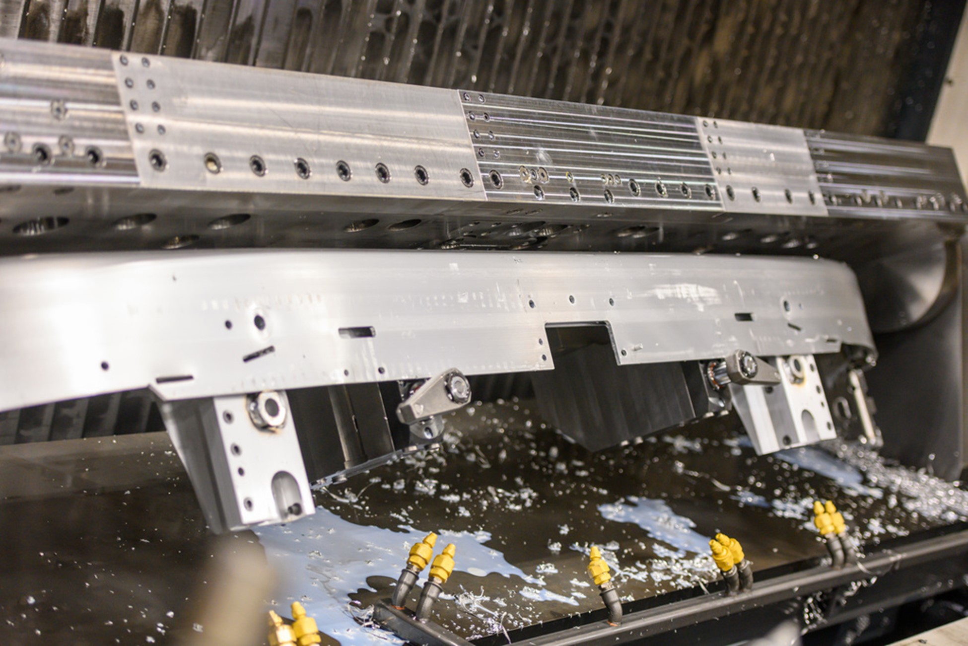 Ľahké hliníkové profily pre konštrukčné aplikácie v autobusoch