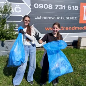 Žiaci zo seneckých škôl opäť pomohli mestu pri príležitosti Dňa Zeme