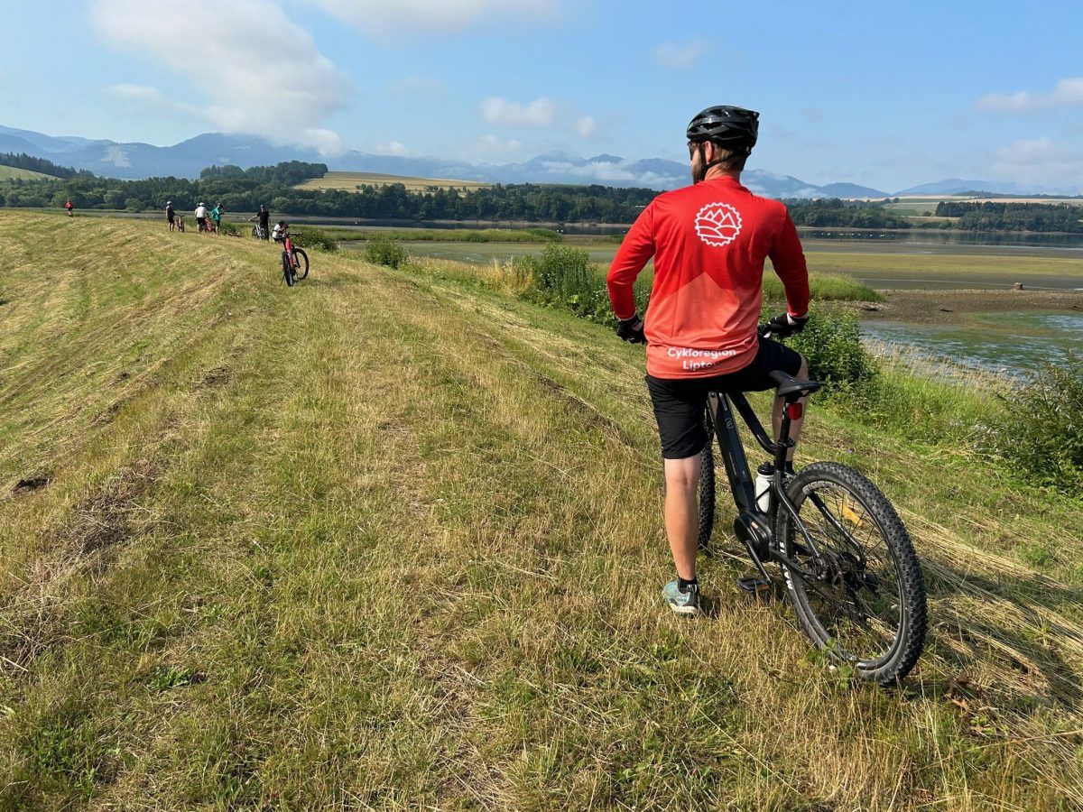 Liptov si najlepšie vychutnáte z bicykla.