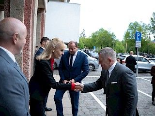 Premiér Robert Fico diskutoval so študentmi v Handlovej