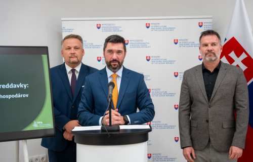 Historicky najskoršie preddavky: 200 miliónov eur pre poľnohospodárov už v septembri