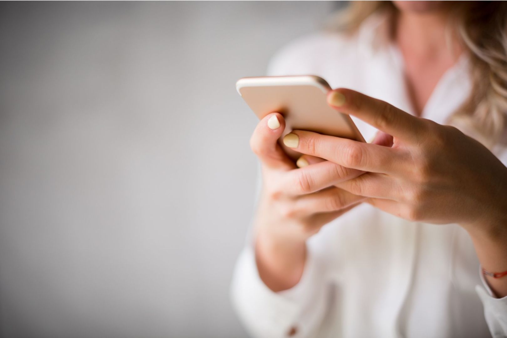 Upozornenie na podvodné SMS