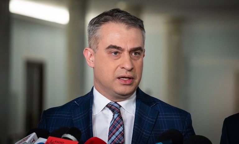 Przejmowanie kont WhatsApp. “Higiena cyfrowa jest najważniejsza”
