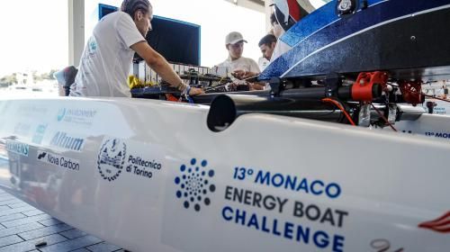 Nautica sostenibile, PoliTO H2Fly presenta alla Monaco Energy Boat Challenge il nuovo catamarano ALEA