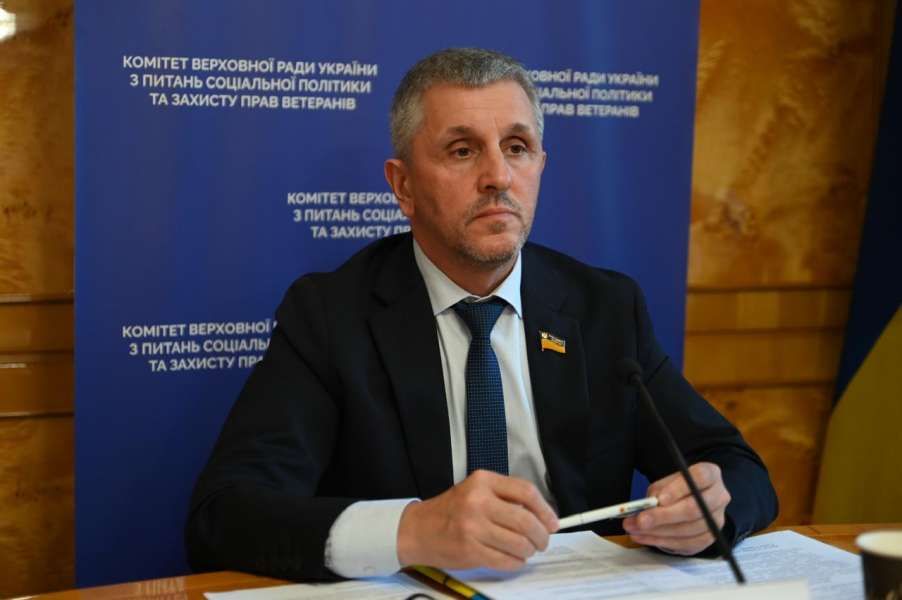 "Гідне майбутнє ветеранів – навчання, зайнятість, підприємництво": в Ужгороді відбулося засідання круглого столу