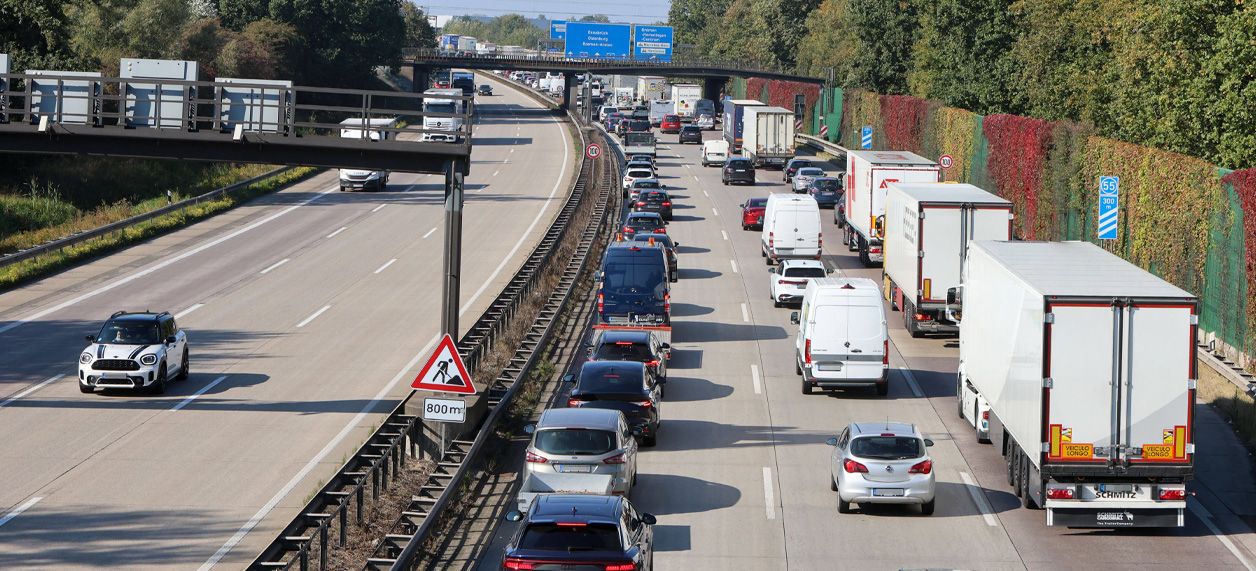 ADAC Stauprognose: 2. bis 4. Oktober 2026