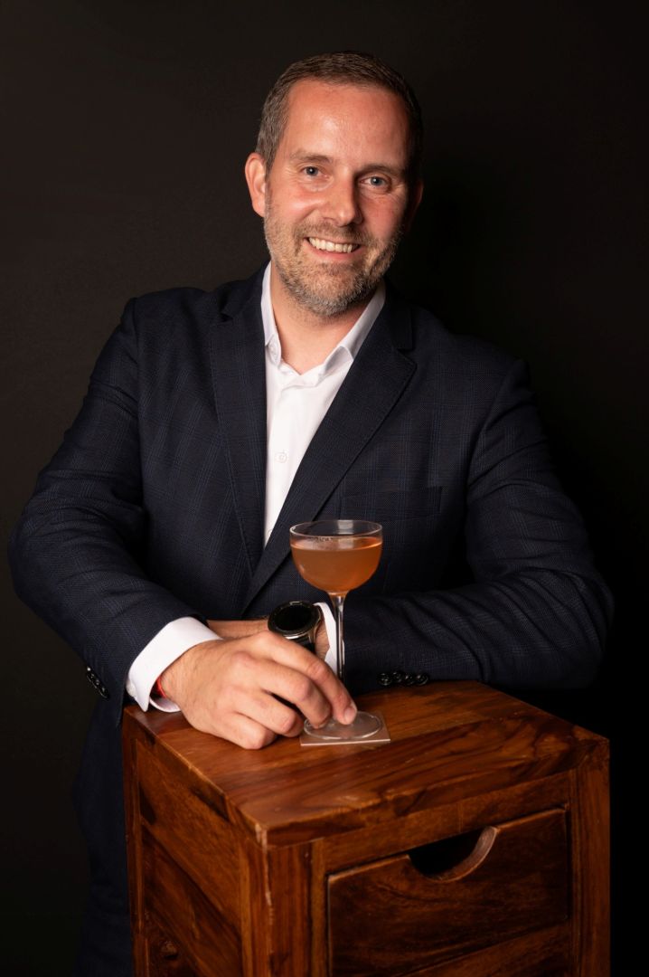 Martin Vogeltanz ovládl české kolo barmanské soutěže Finlandia