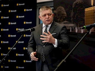 Robert Fico: Keď Slovnaft vráti ropu do štátnych hmotných rezerv, môžeme zrušiť stav ropnej núdze