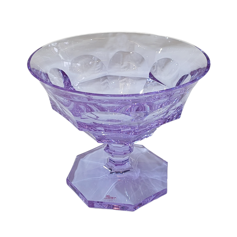 Kouzlo starožitného skla: tradice českých sklářů stále okouzluje sběratele i milovníky designu