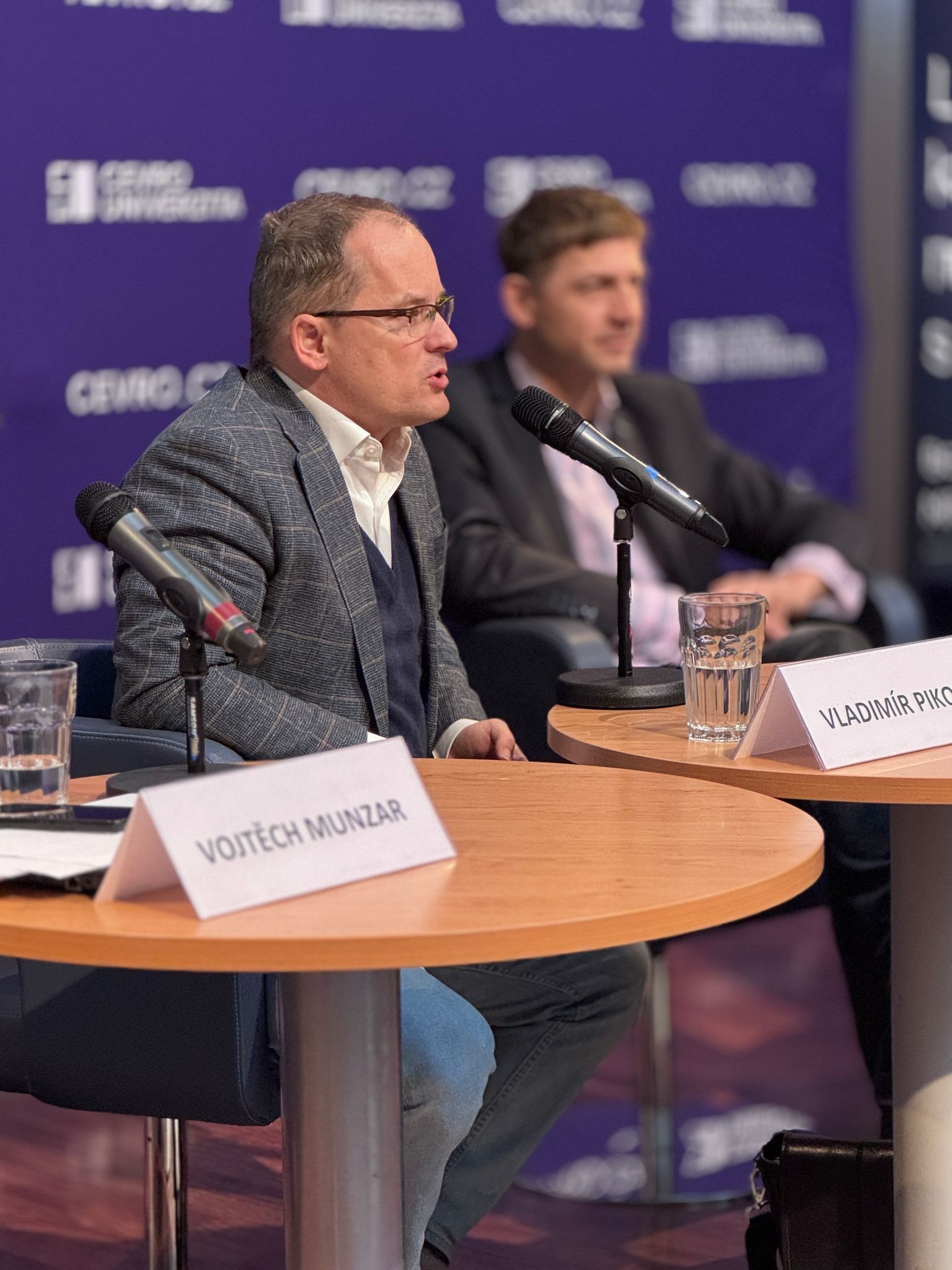 Politici a ekonomové se na CEVRO Univerzitě střetli nad státním rozpočtem