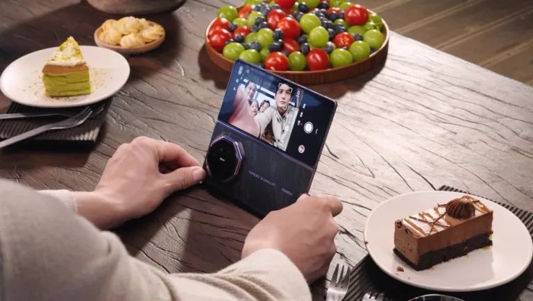 Skladací smartfón za vyše 4000 eur? Nie, nie je to iPhone Duo