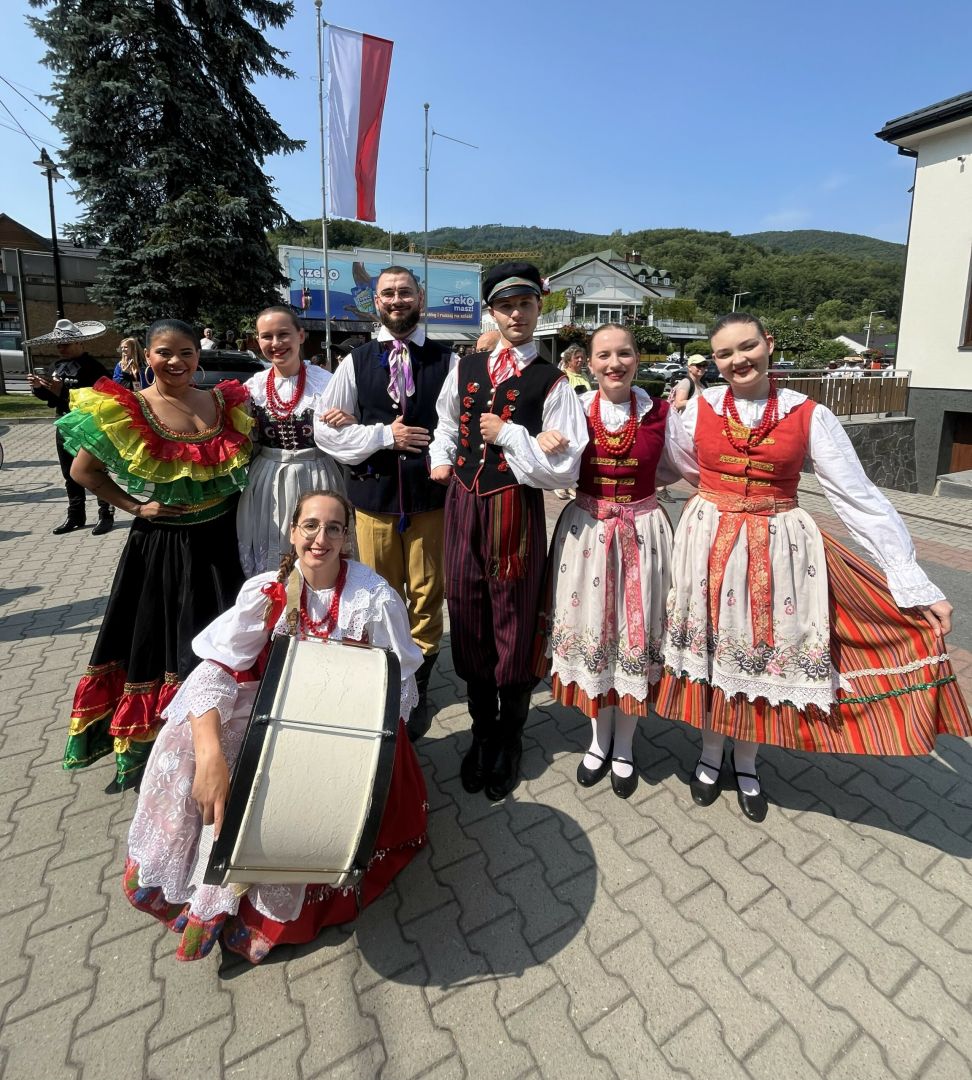 "Dąbrowiacy" at the Beskidy Culture Week